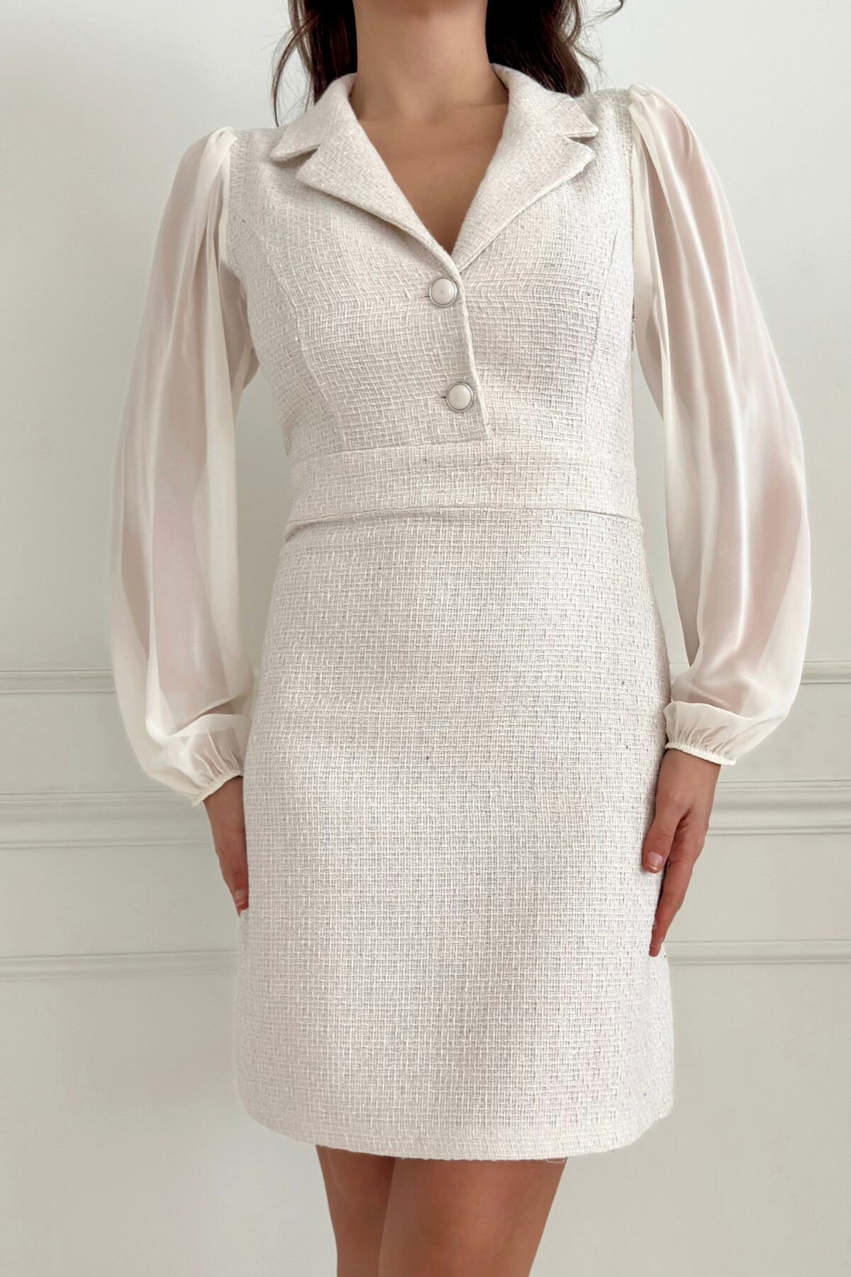 CHIFFON SLEEVED CHANEL DRESS