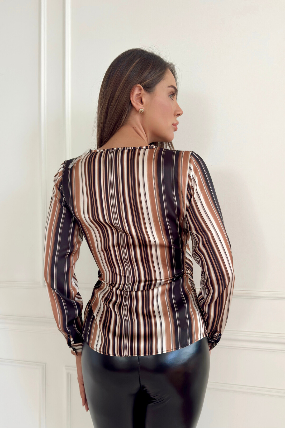 JACGUARD SATIN  BLOUSE