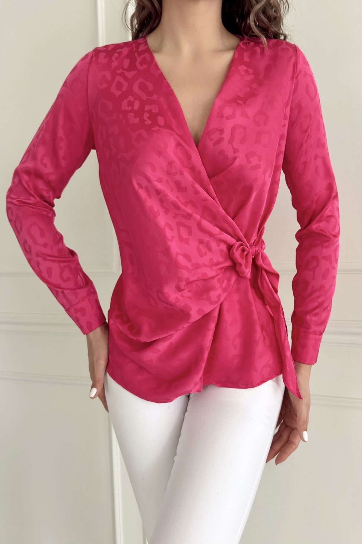 JACQUAR SATIN BLOUSE