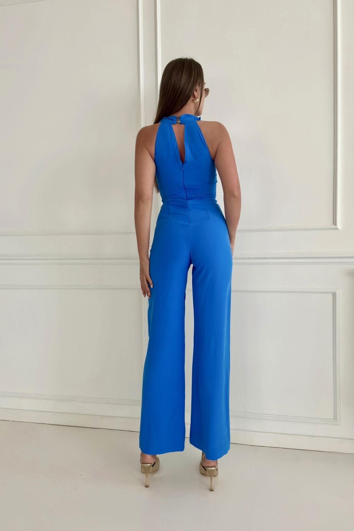 JUMPSUIT WITH CROSS BACK BELT