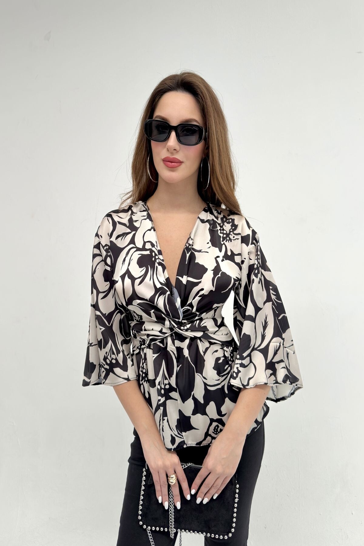 PATTERNED SATIN BLOUSE