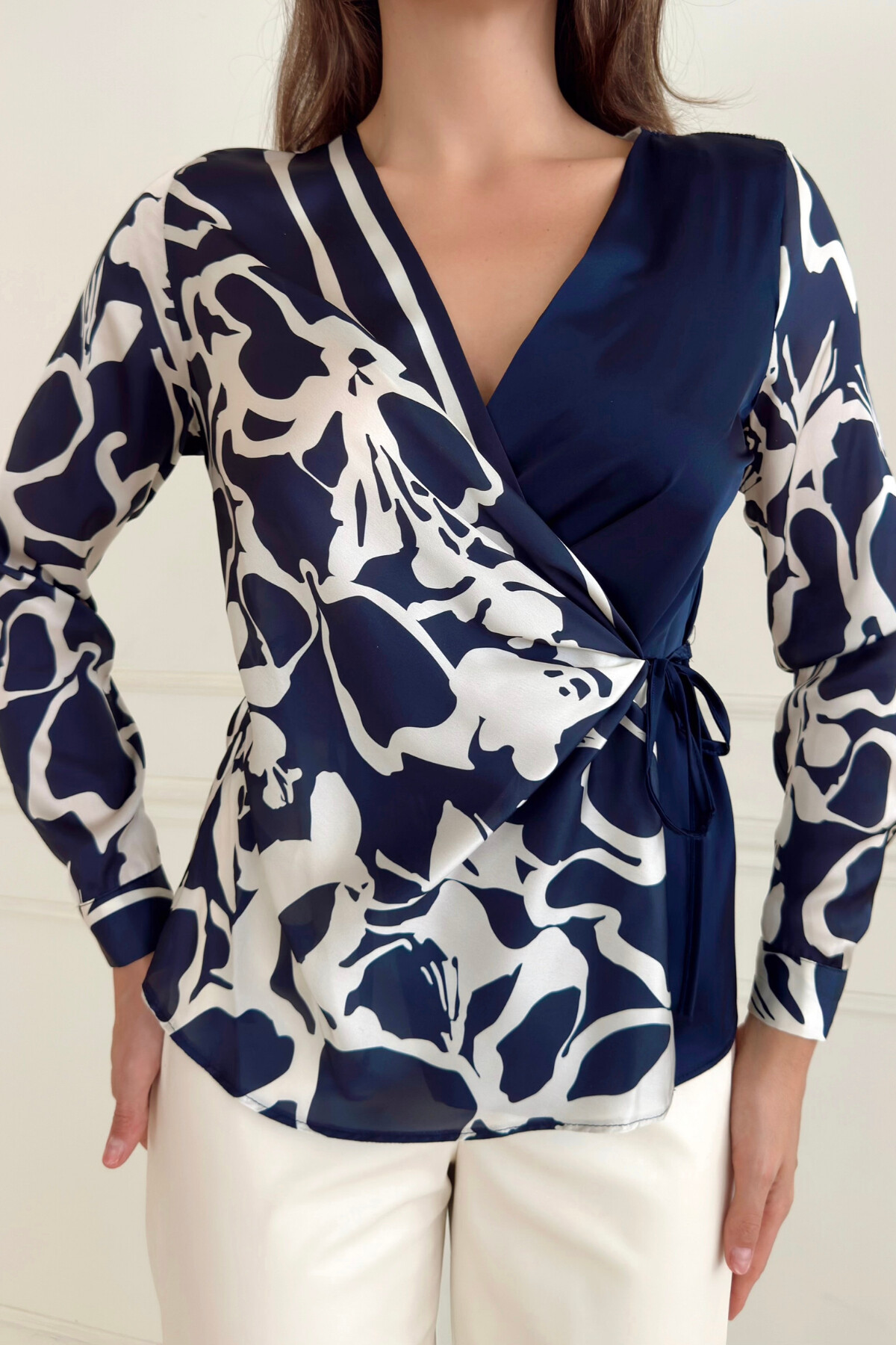 PATTERNED SATIN BLOUSE