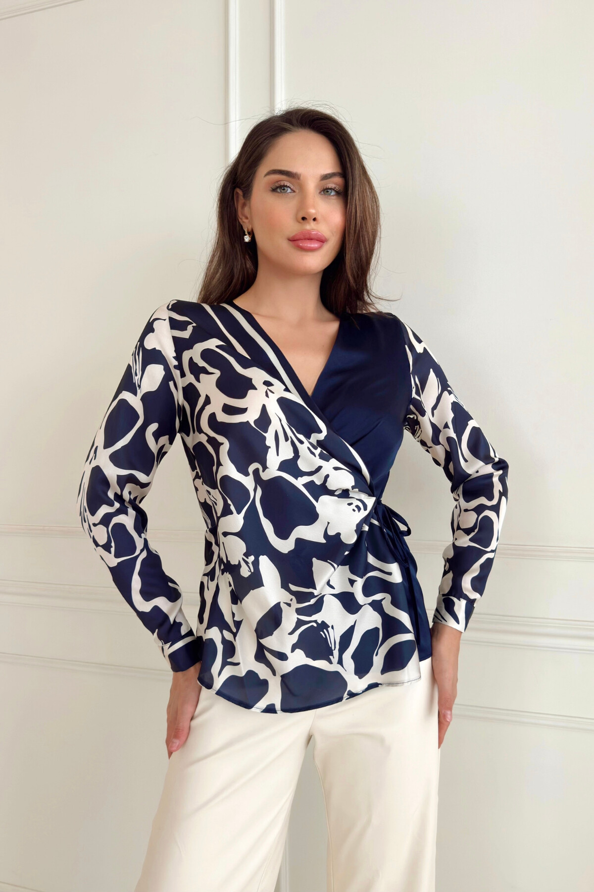 PATTERNED SATIN BLOUSE