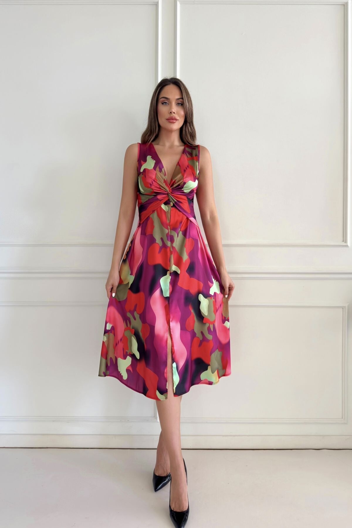 PATTERNED SATIN DRESS