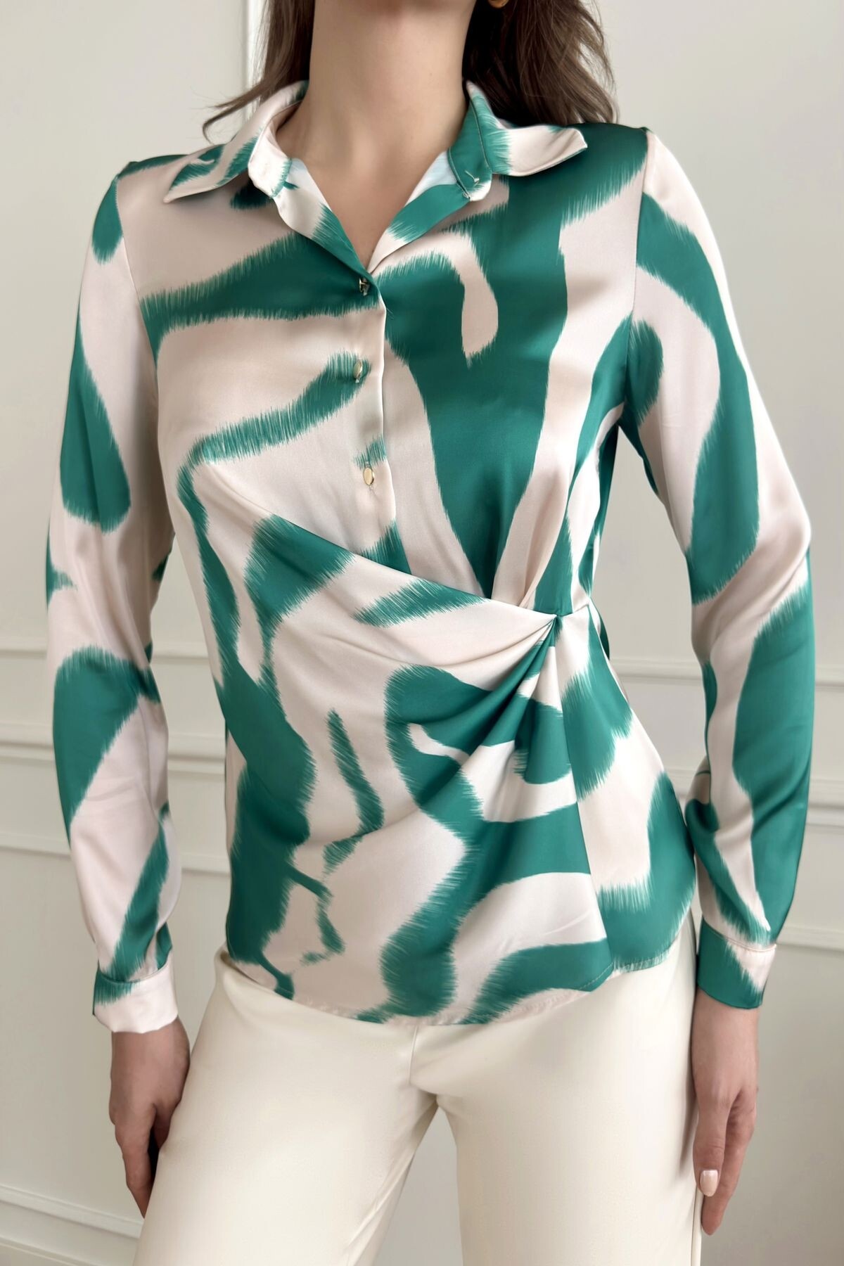 PRINTED SATIN WRAP BLOUSE