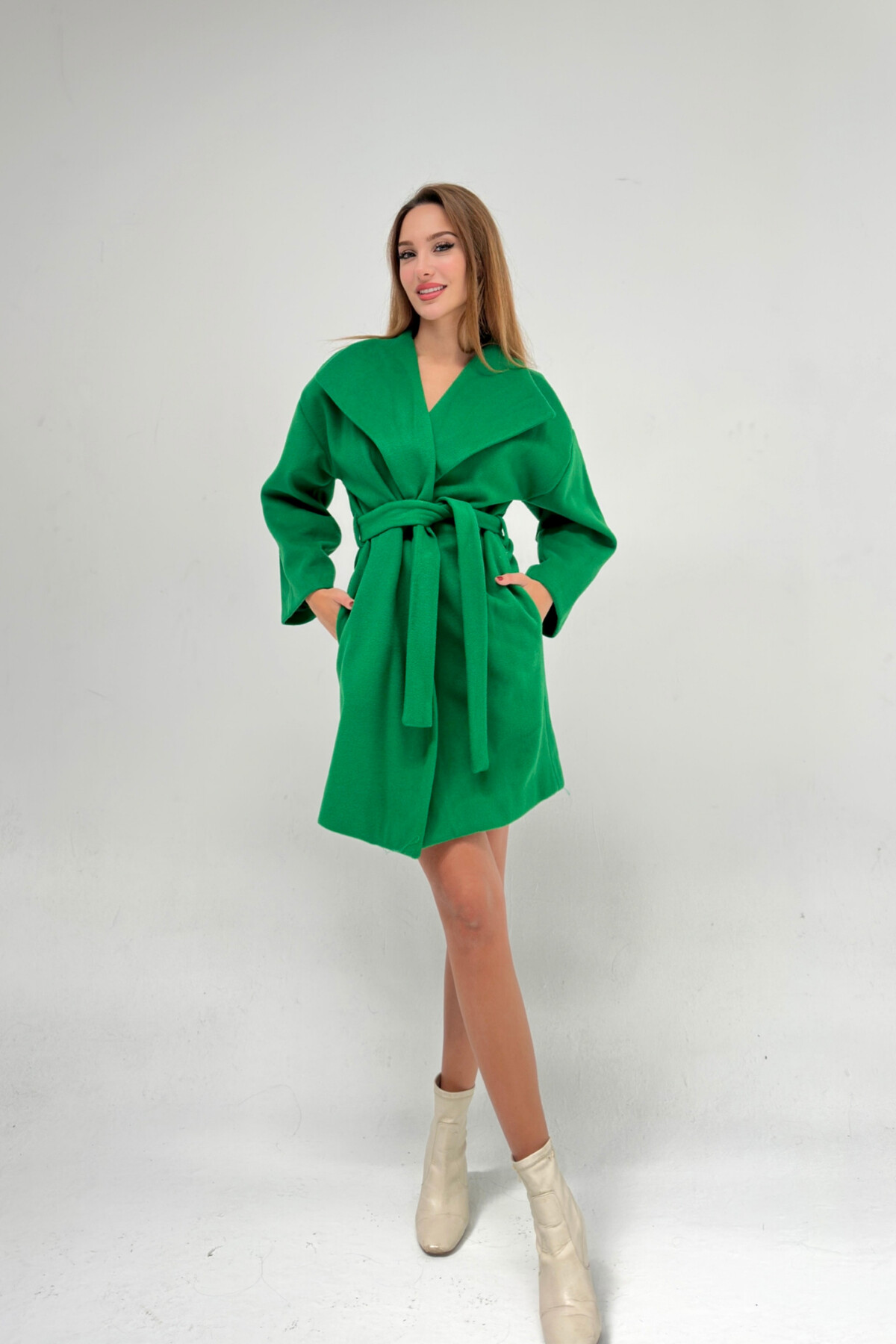 BELTED WOOL BLEND COAT