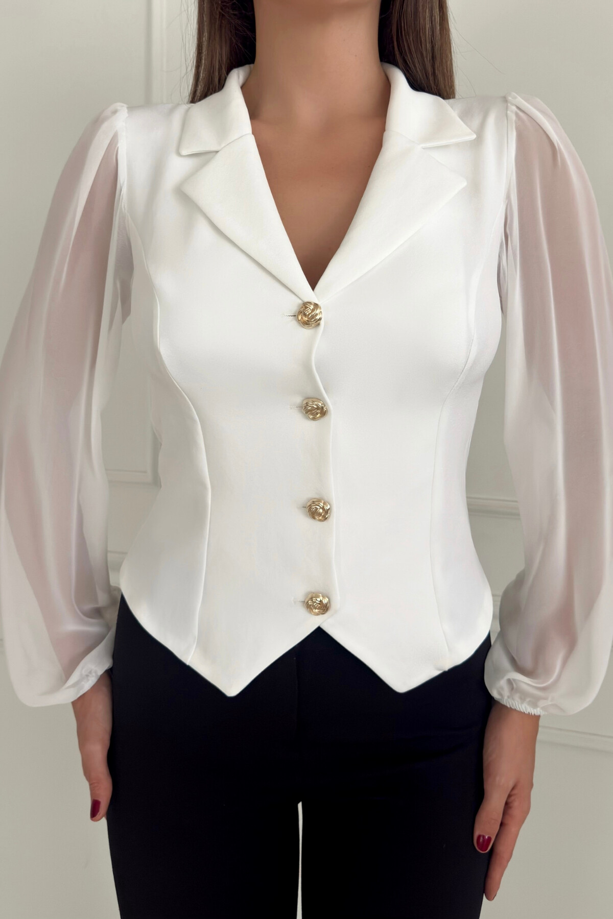 VEST WITH CHIFFON SLEEVES