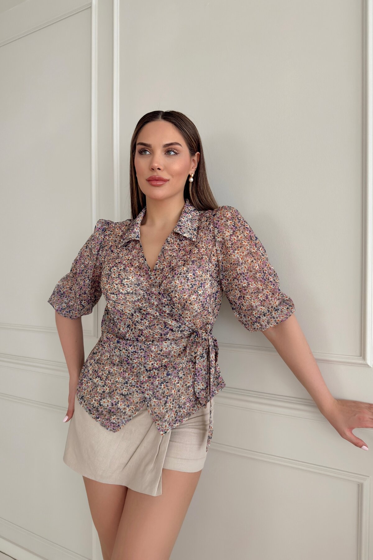 FLORAL BLOUSE