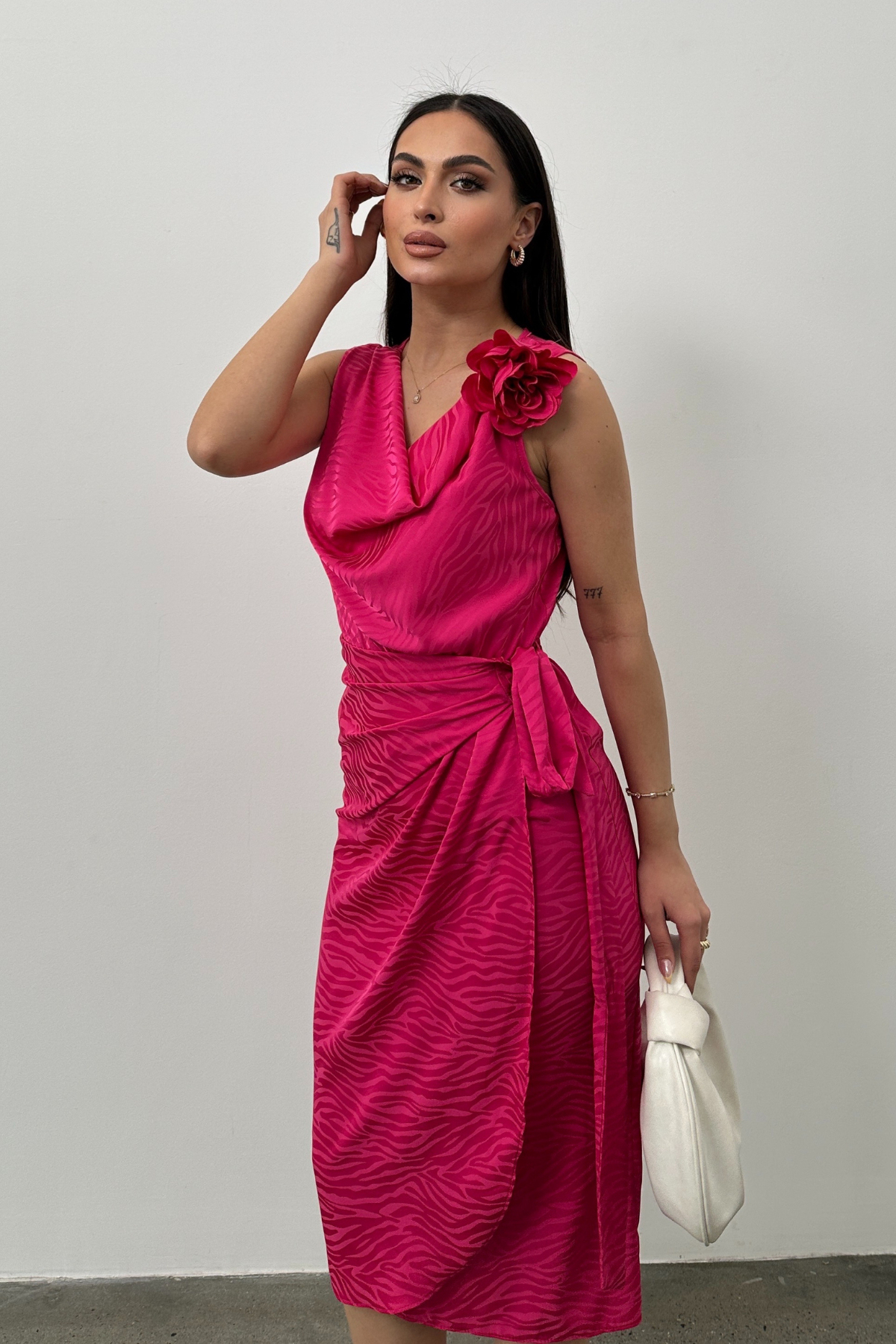 JACQUARD SATIN DRESS WITH FLORAL ACCESSORIES