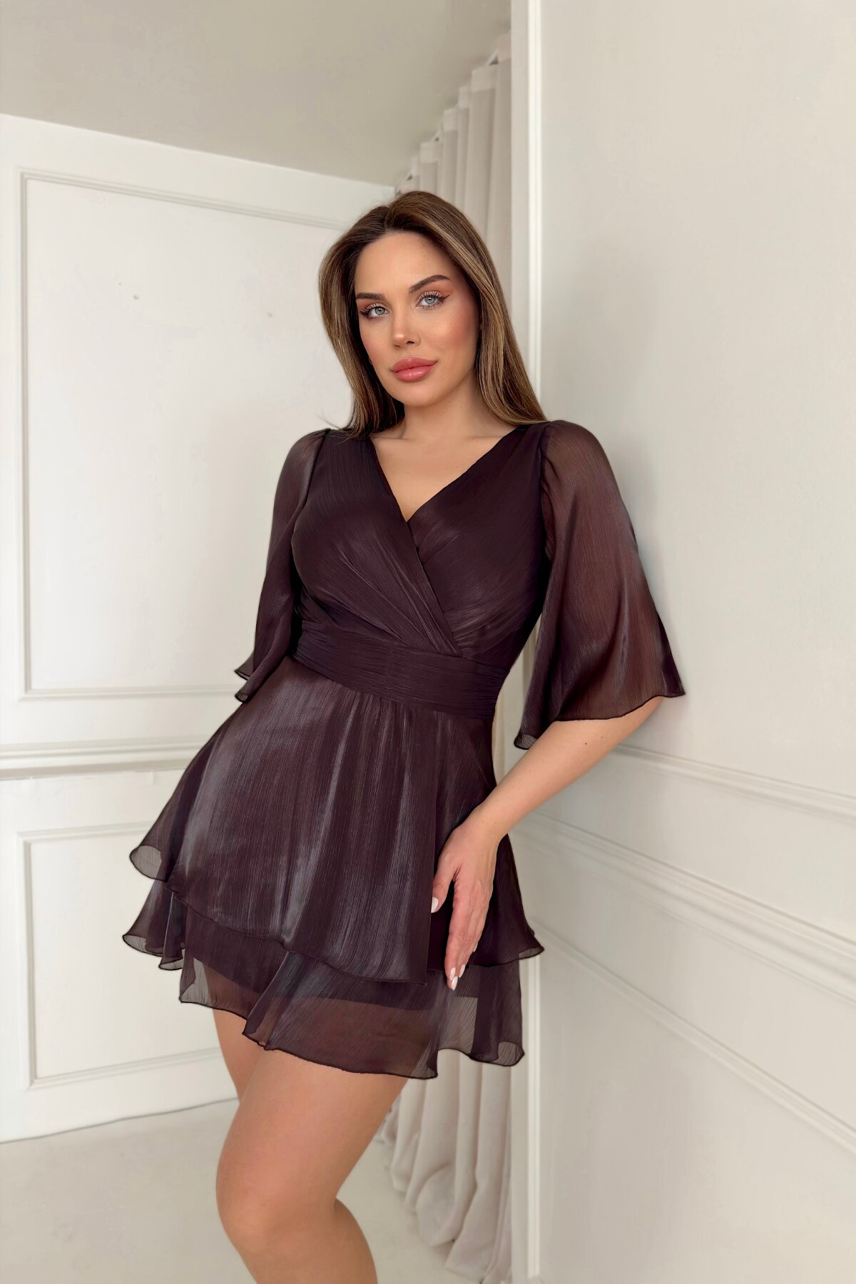 Блузка с галстуком