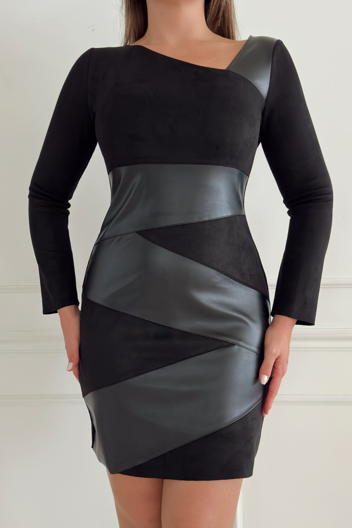 Кожаное Платье