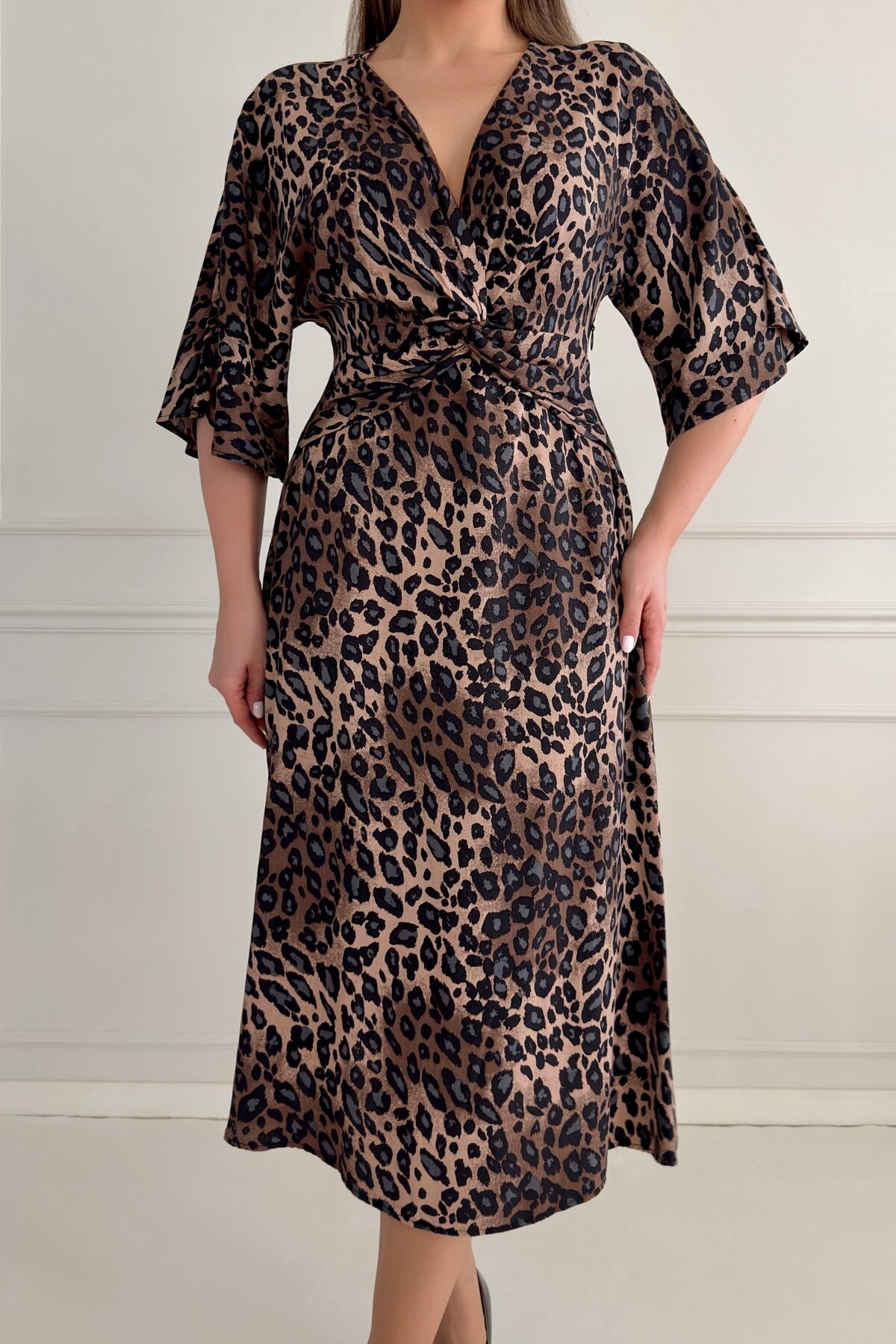 LEOPARD DRESS