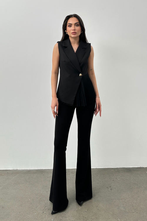 PLEATED BLAZER COLLAR BLOUSE