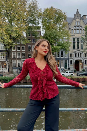 LACE BLOUSE